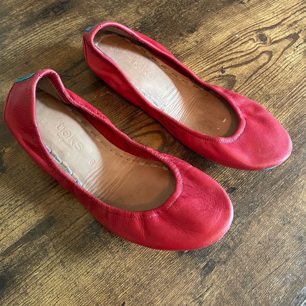 Tieks Cardinal Red Ballet Flats Size 6